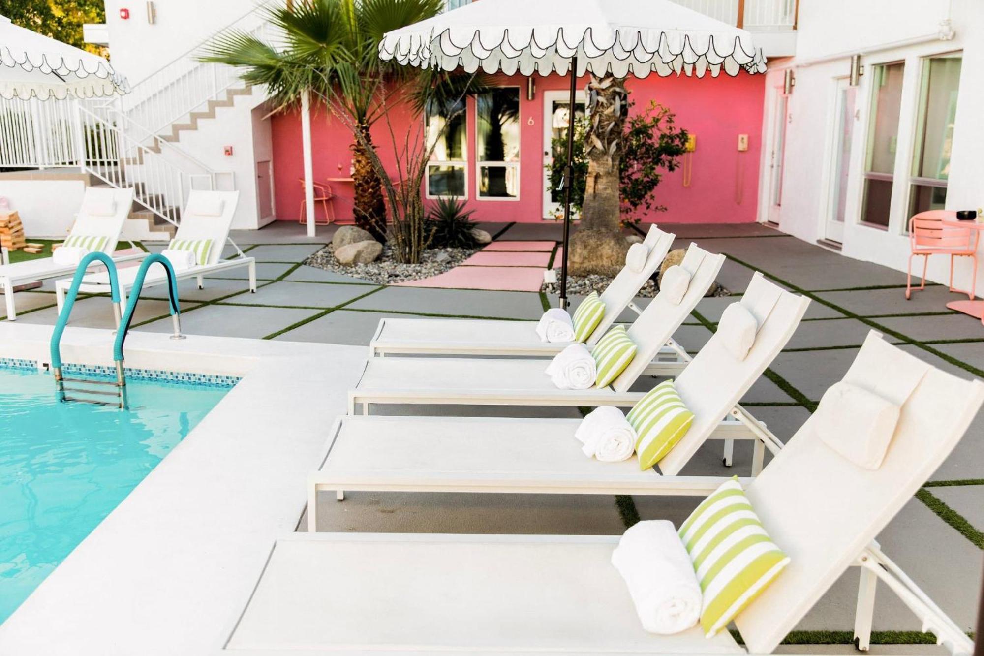 The Wesley By Avantstay Retro Spacious W Bbq Pool Hotel 4*
