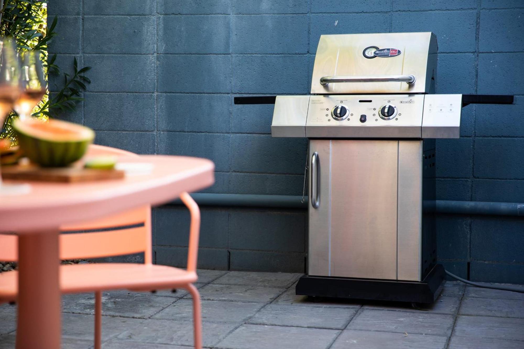 The Wesley By Avantstay Retro Spacious W Bbq Pool Hotel Palm Springs