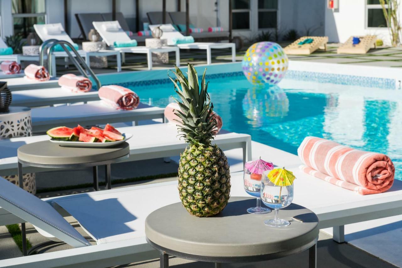 The Wesley By Avantstay Retro Spacious W Bbq Pool Hotel 4*