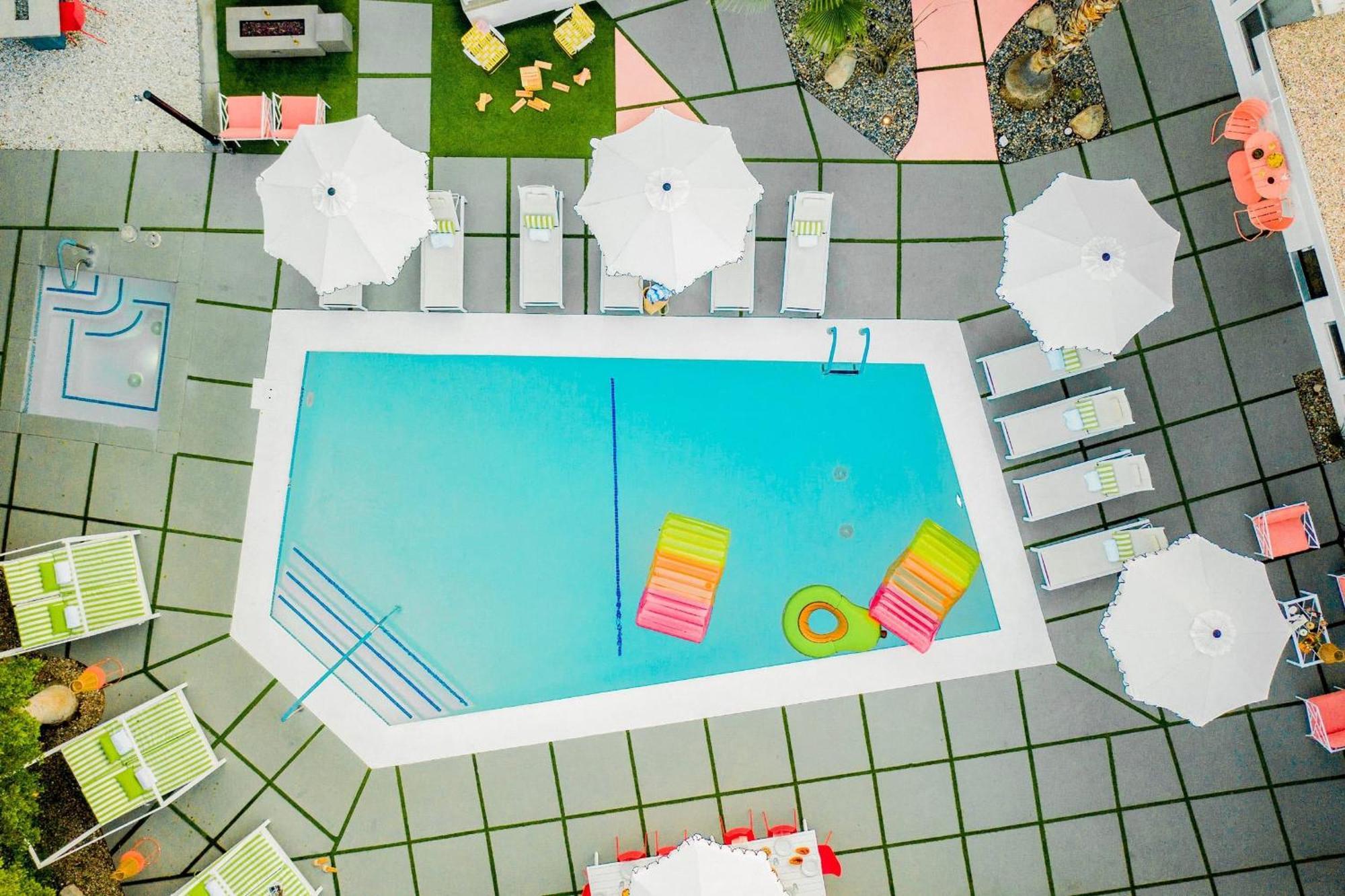 Hotel The Wesley Hotel By Avantstay Retro Spacious W Bbq Pool Spa 4*