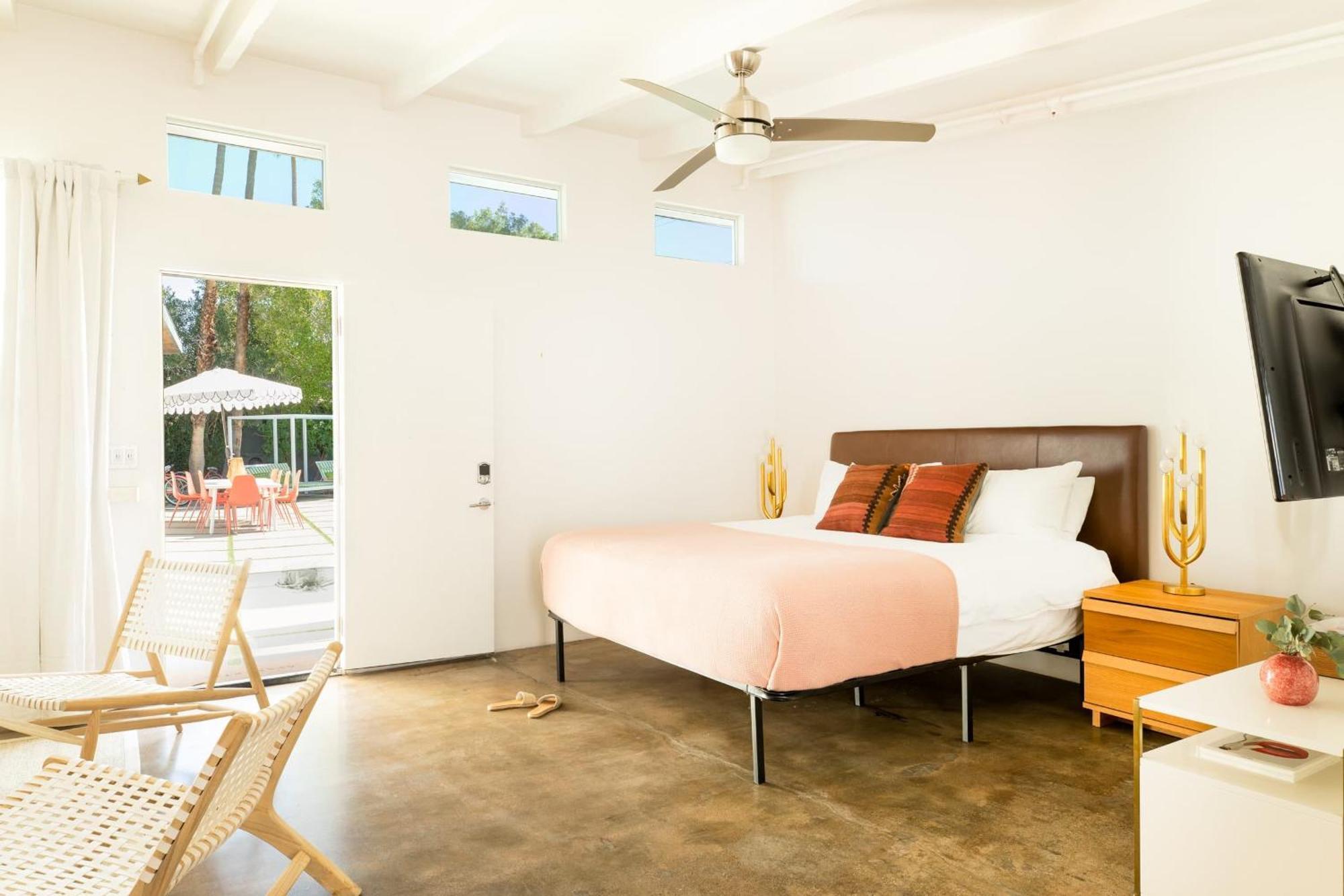 The Wesley Hotel By Avantstay Retro Spacious W Bbq Pool Spa Hotel